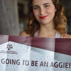 Meet your Posher, Kaitlin